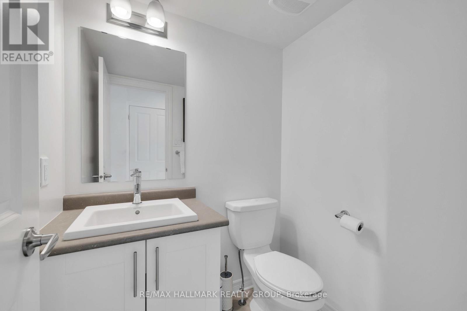 26 Barn Swallow Private