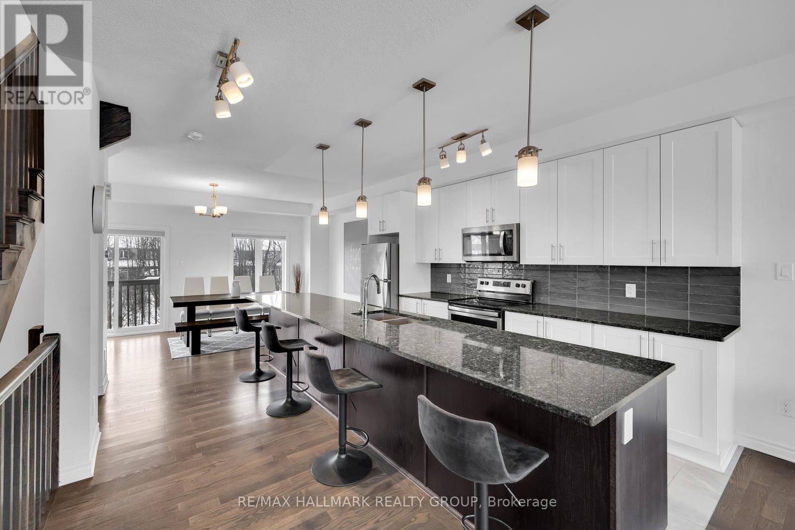 26 Barn Swallow Private