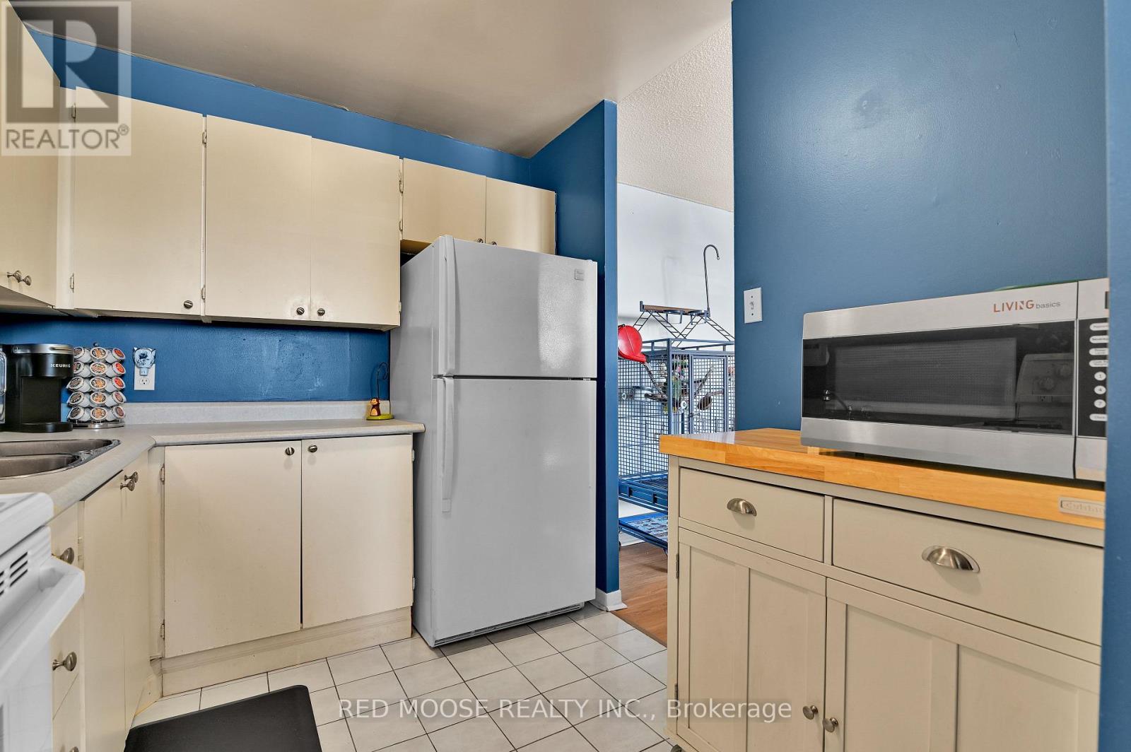 317 - 2000 Jasmine Crescent