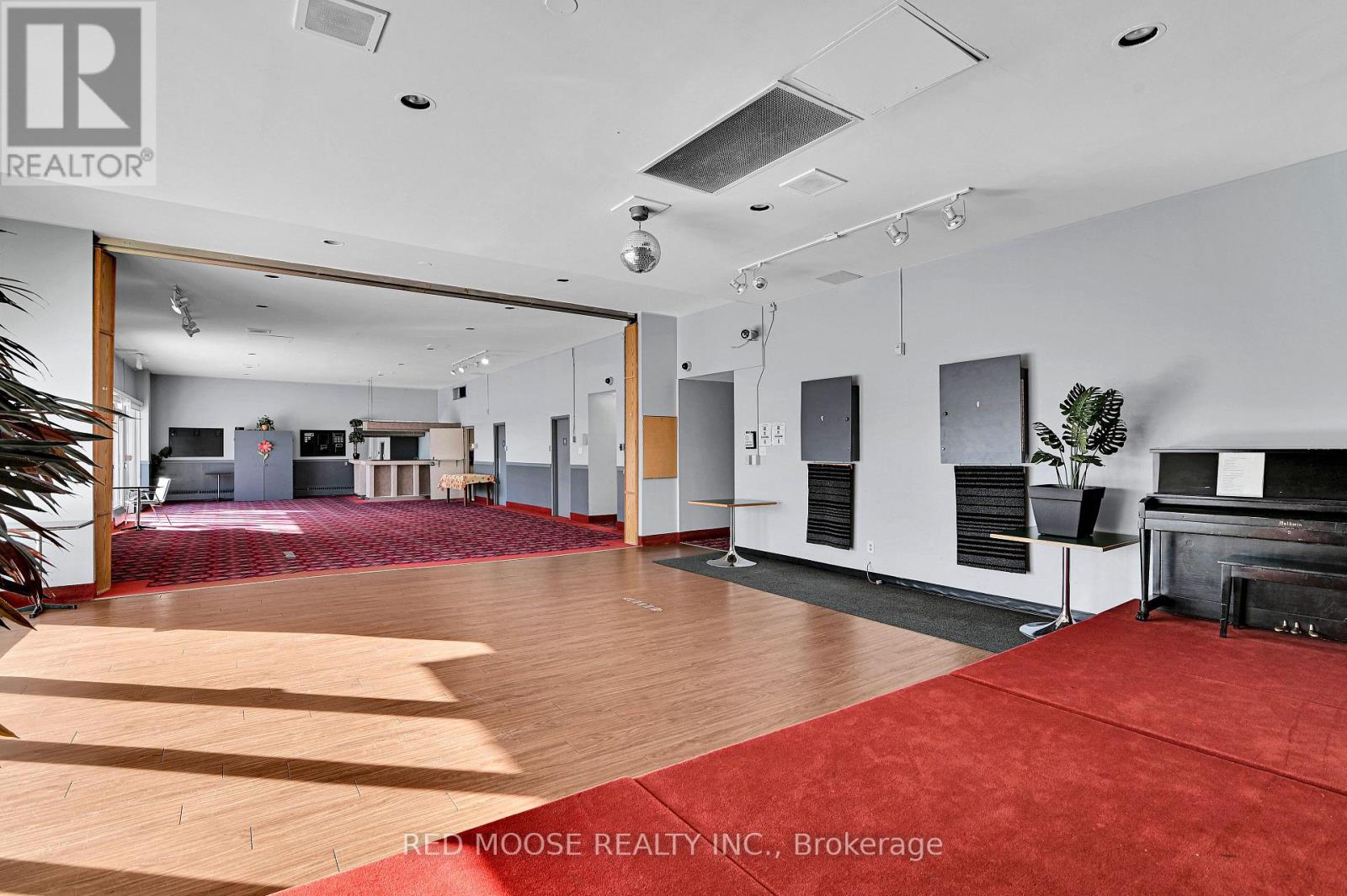 317 - 2000 Jasmine Crescent