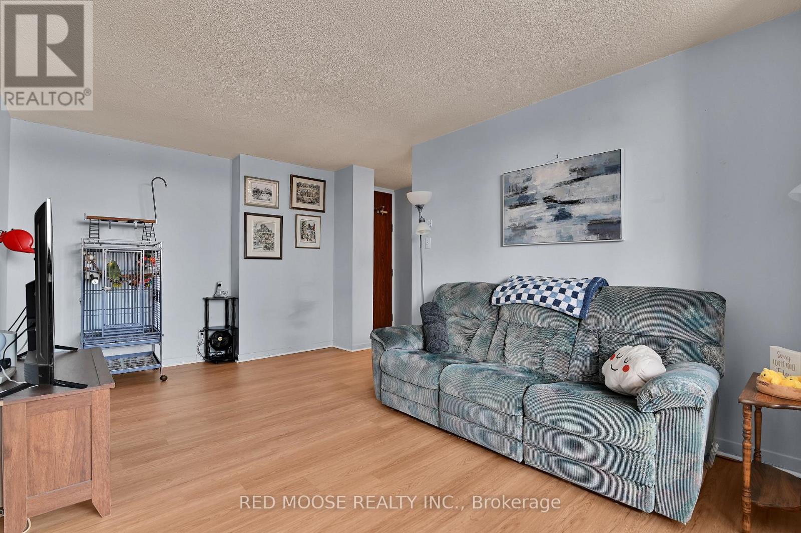 317 - 2000 Jasmine Crescent