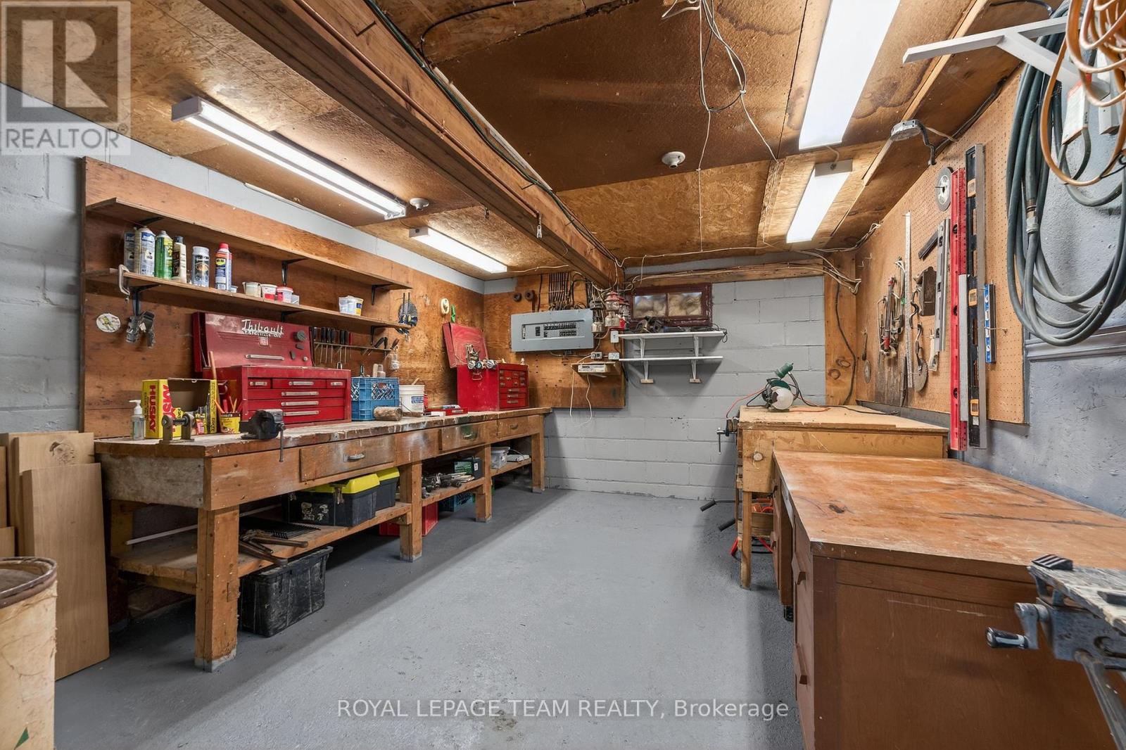 2377 Ramsay Con 7b Avenue S