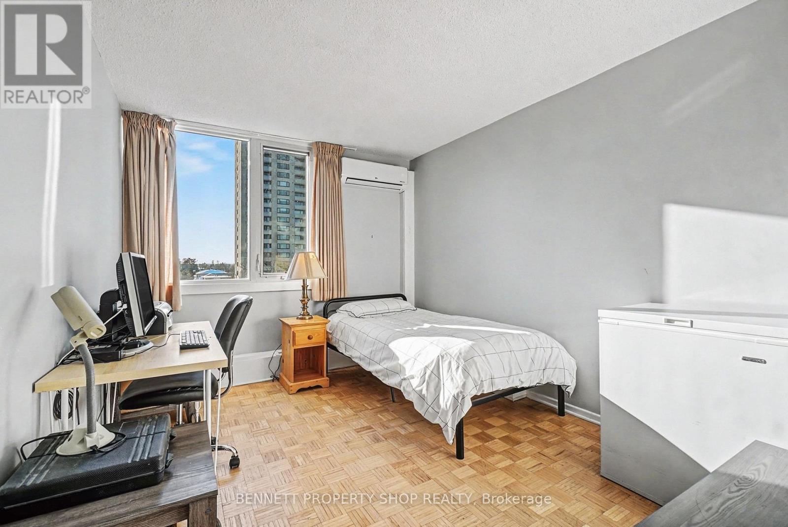 409 - 2625 Regina Street