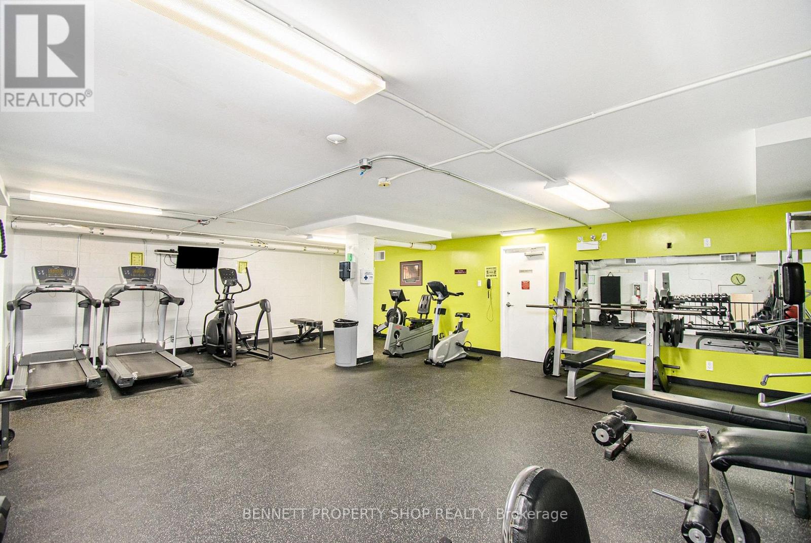 409 - 2625 Regina Street