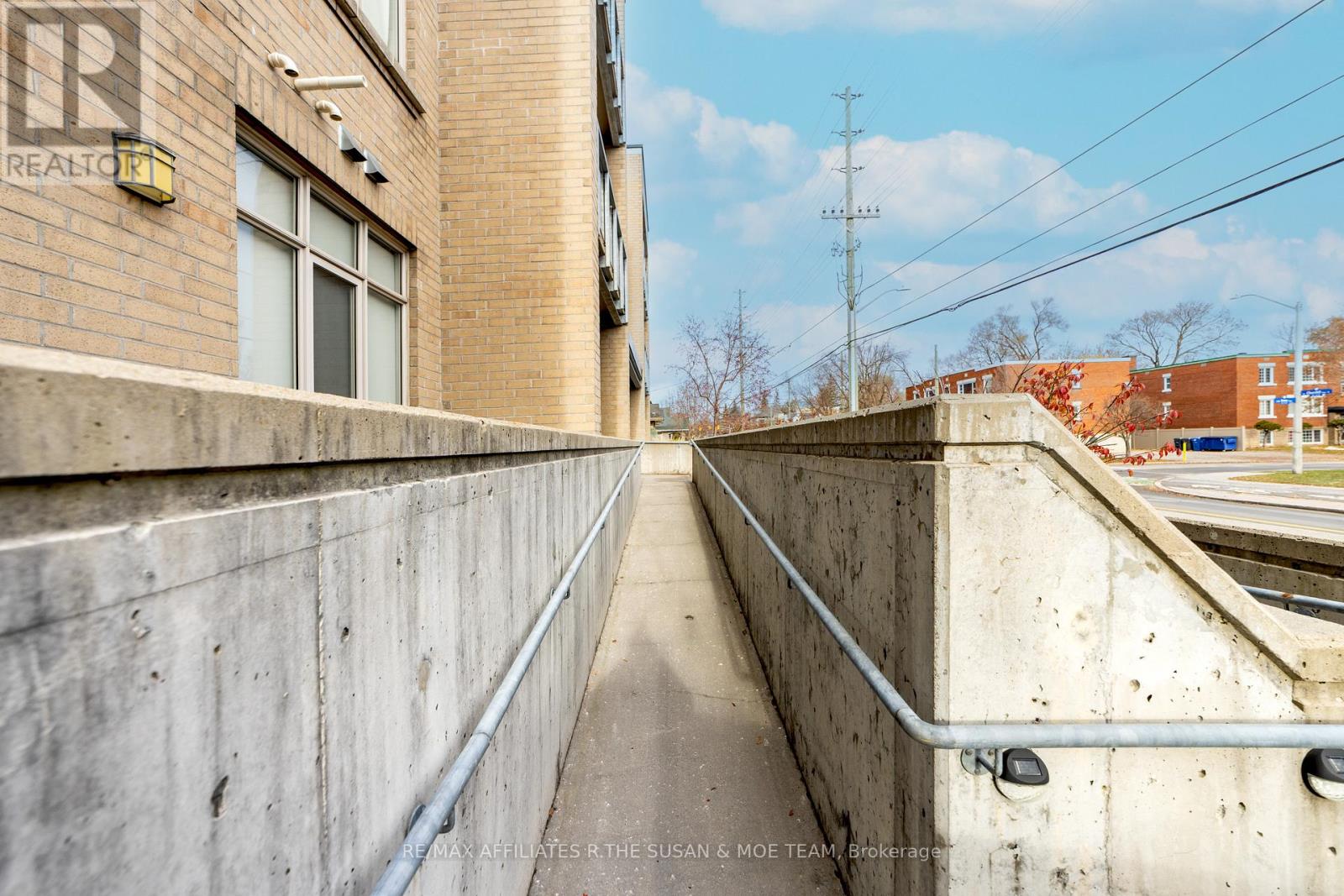 308 - 682 Churchill Avenue N