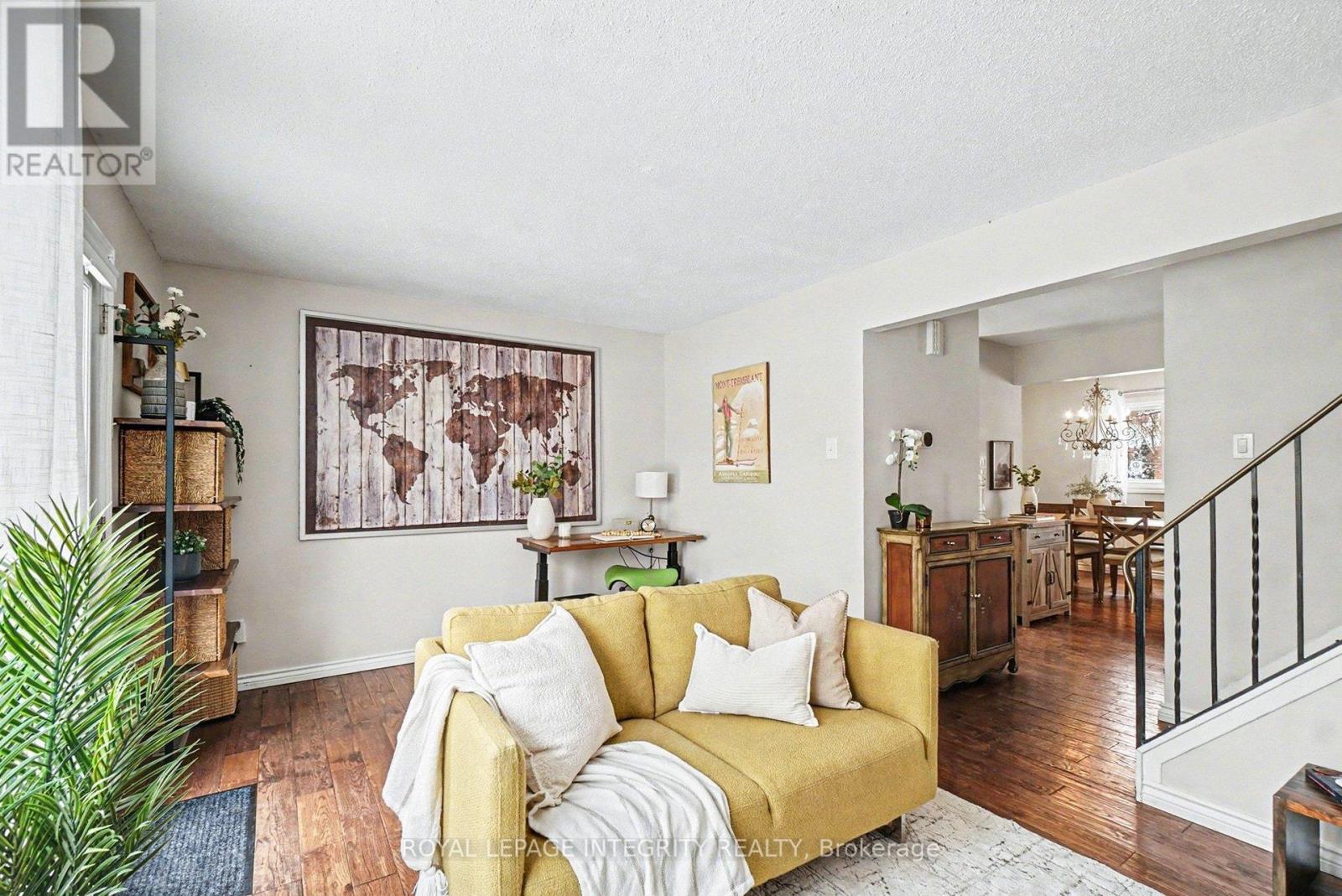 61 - 2003 Falkirk Crescent