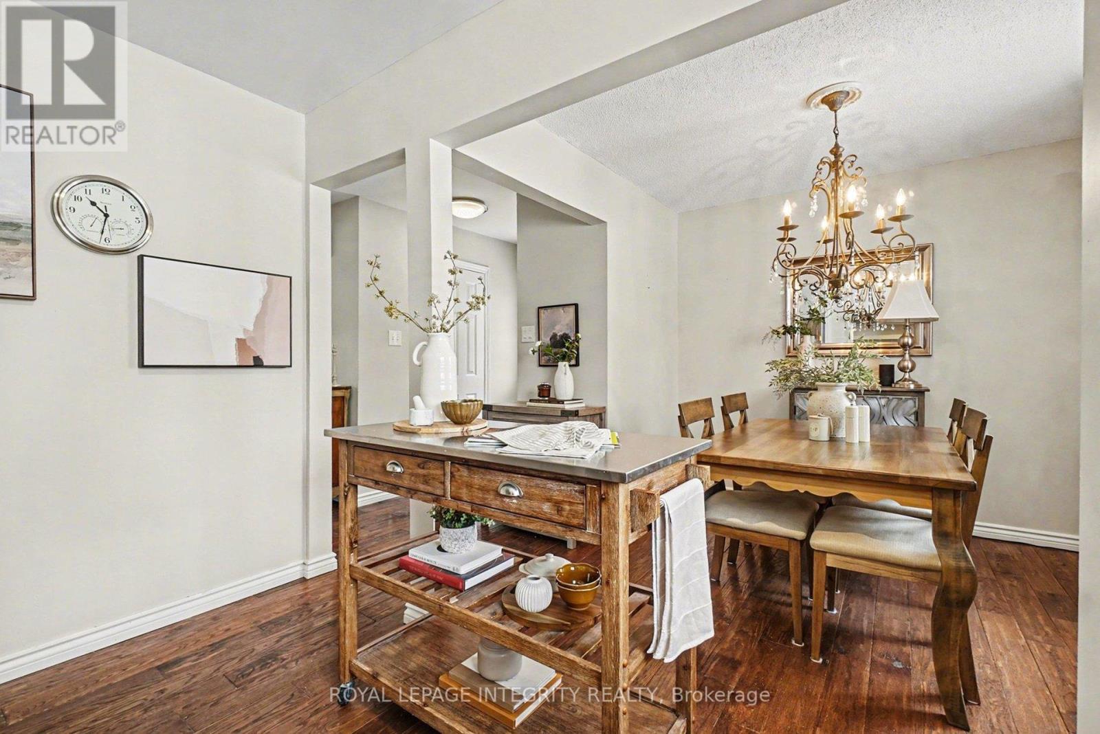 61 - 2003 Falkirk Crescent