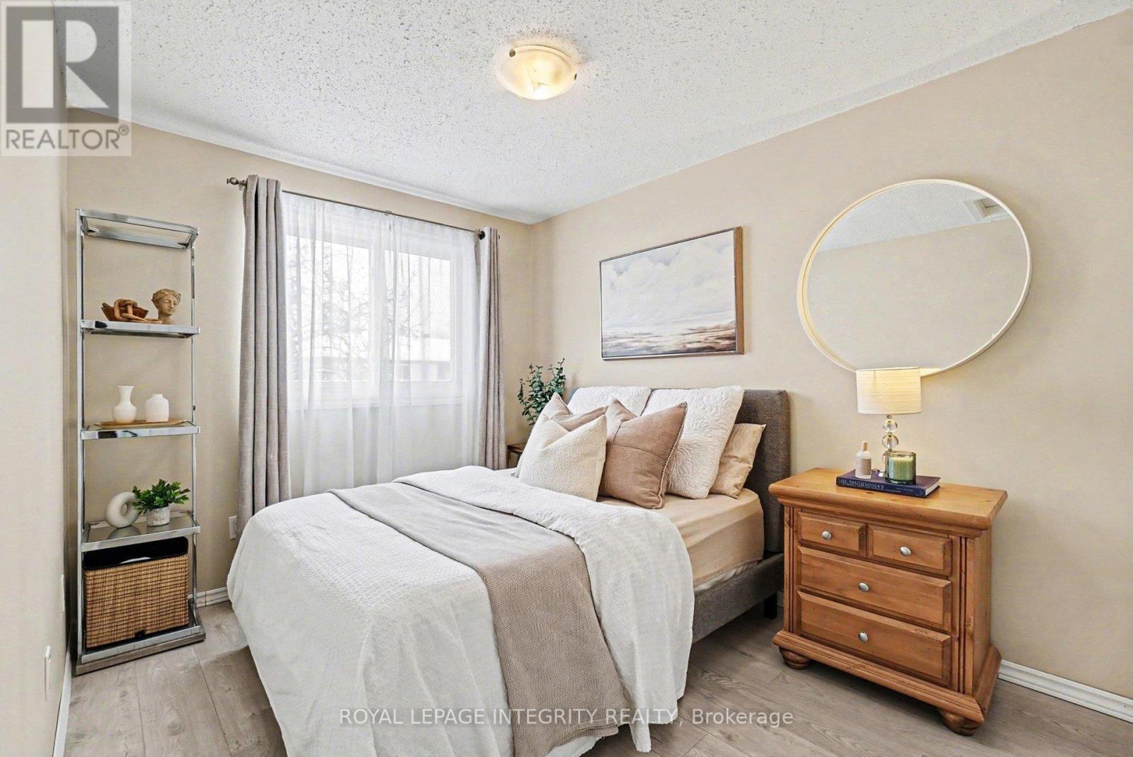 61 - 2003 Falkirk Crescent