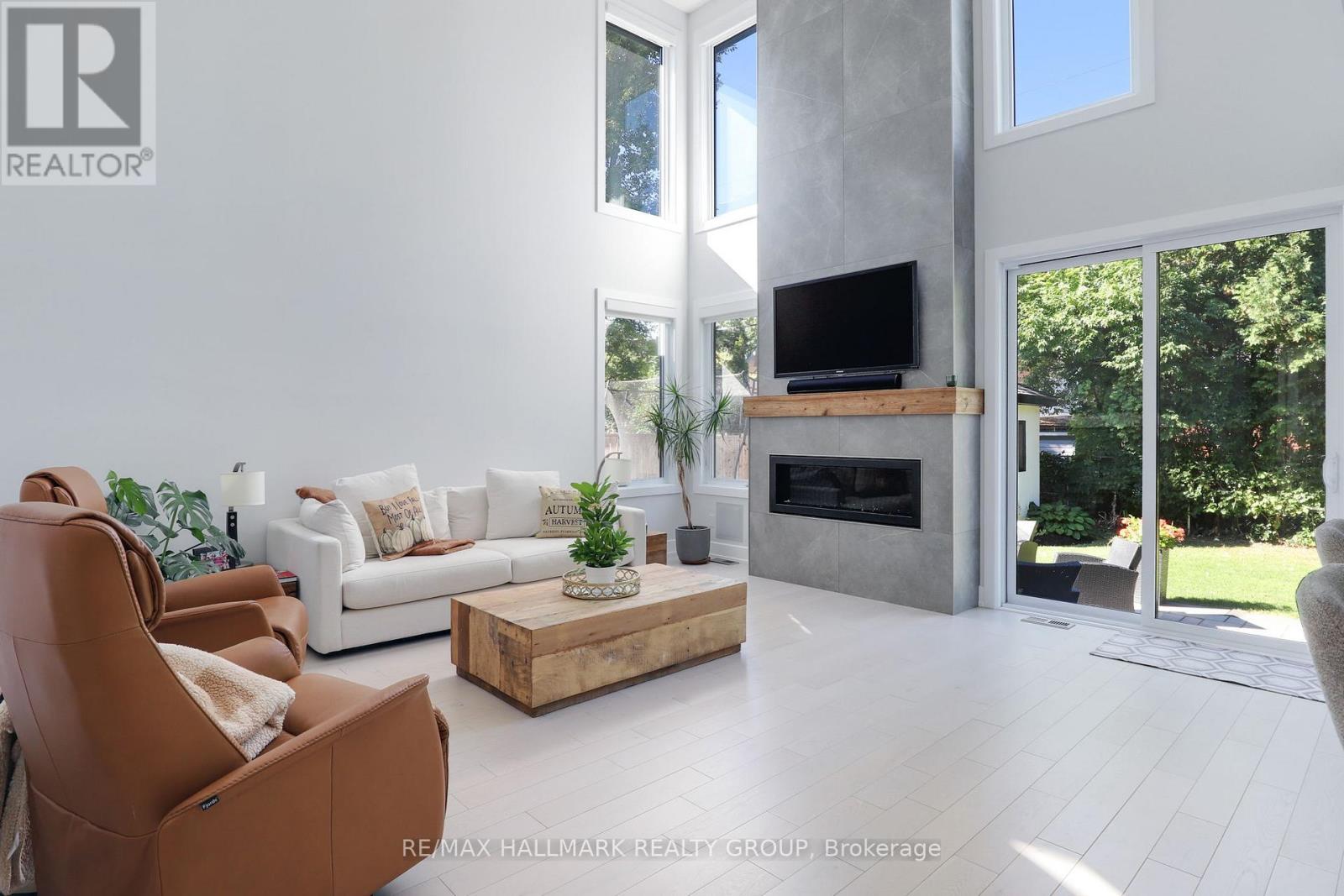 668 Mansfield Avenue