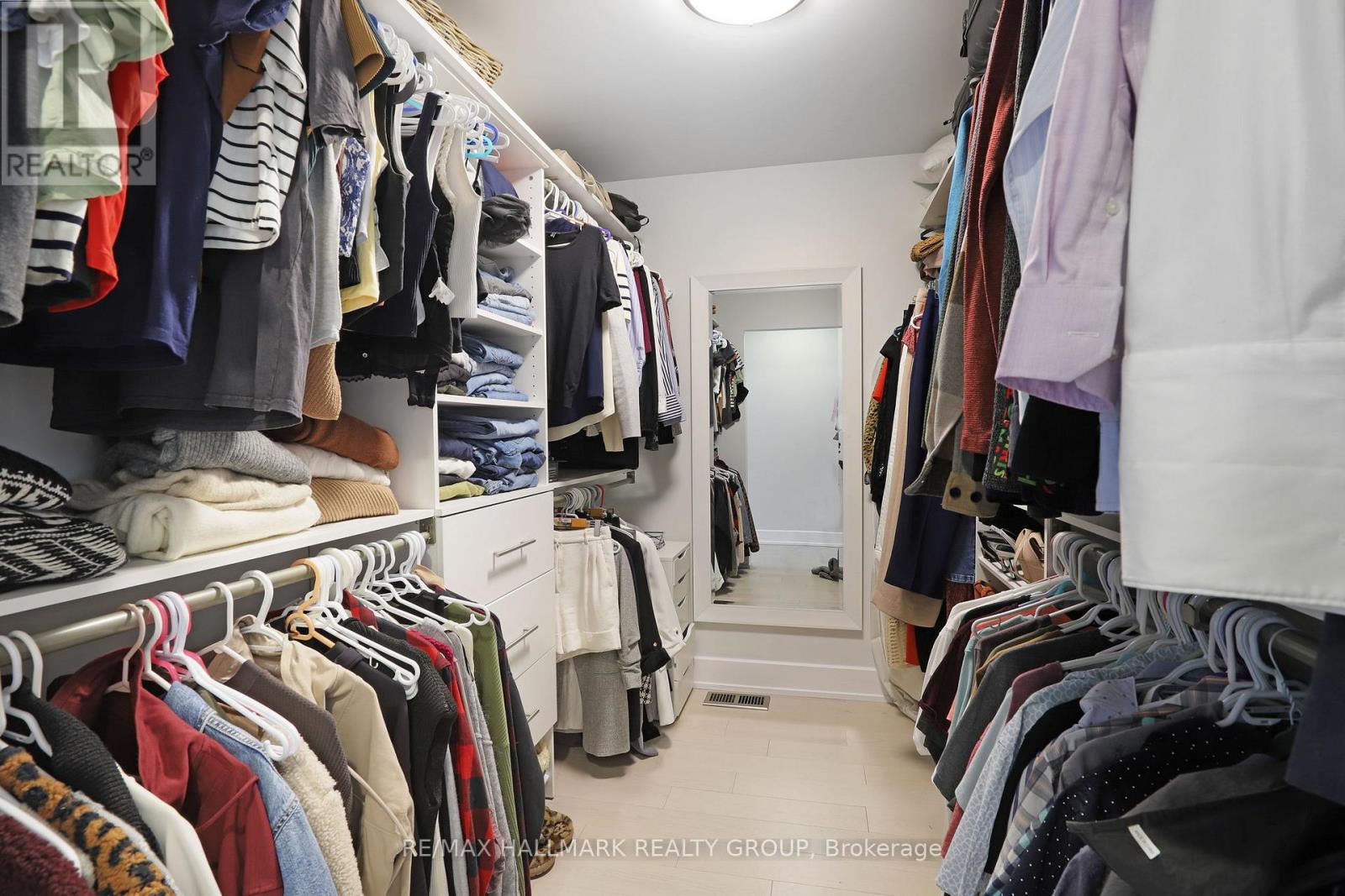 668 Mansfield Avenue