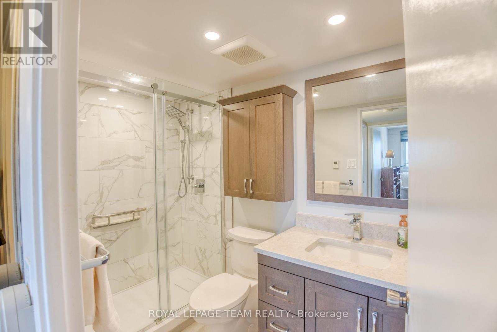 2006 - 1195 Richmond Road