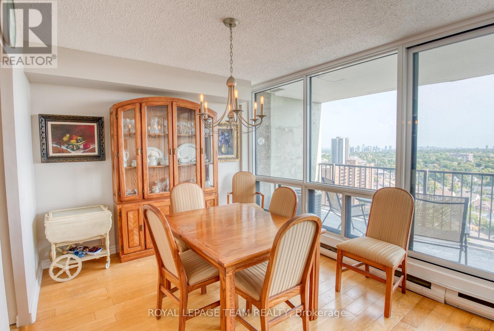 2006 - 1195 Richmond Road