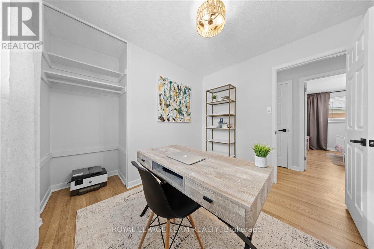 20 Whitburn Crescent