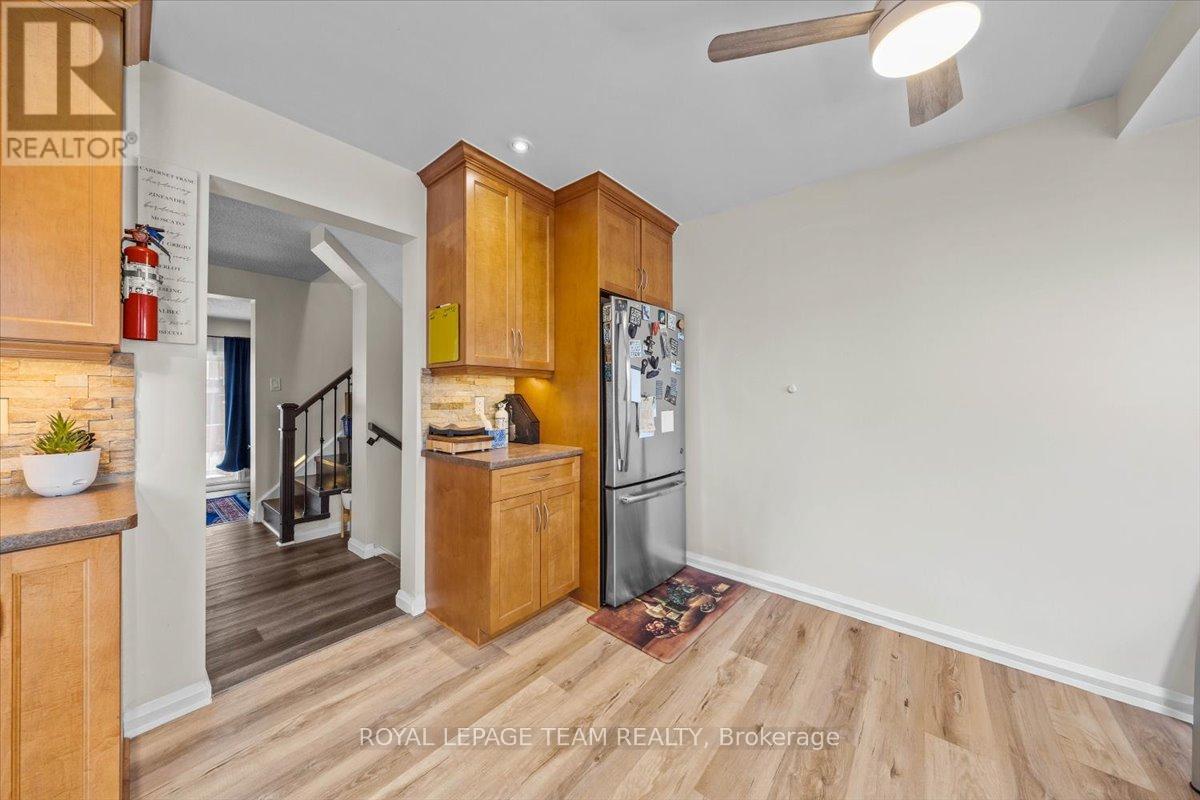 1137 Chimney Hill Way