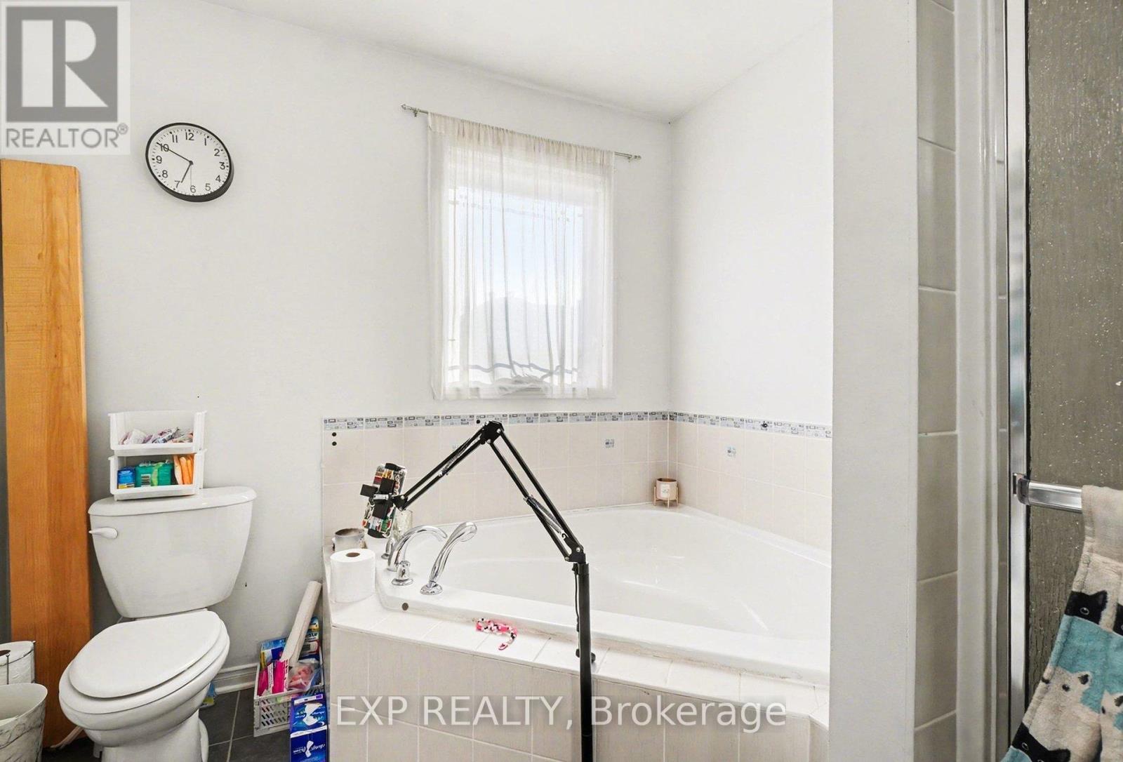 735 Regiment Avenue