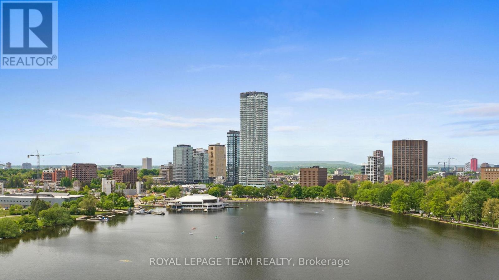 906 - 805 Carling Avenue