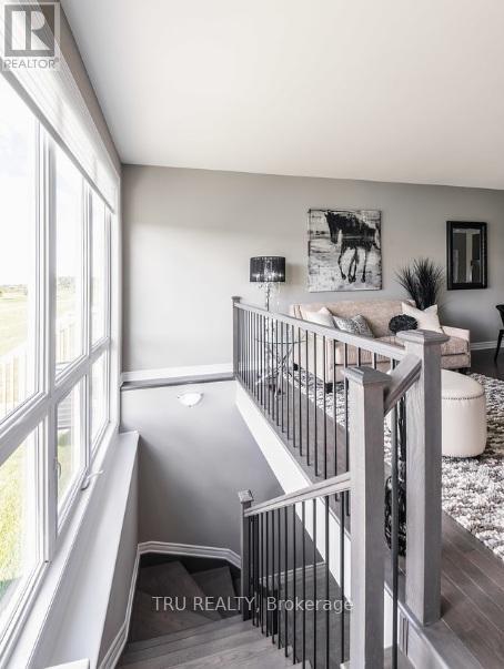 38 Billings Avenue W