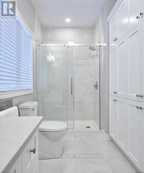 38 Billings Avenue W