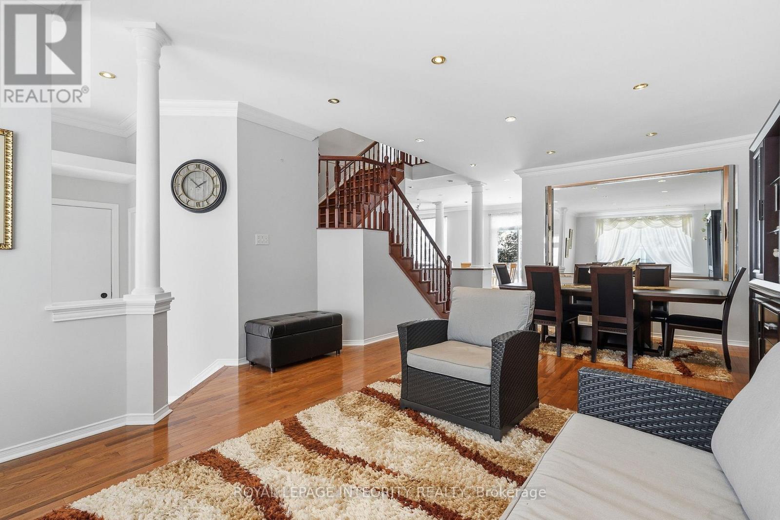 2104 Sandy Oaks Drive