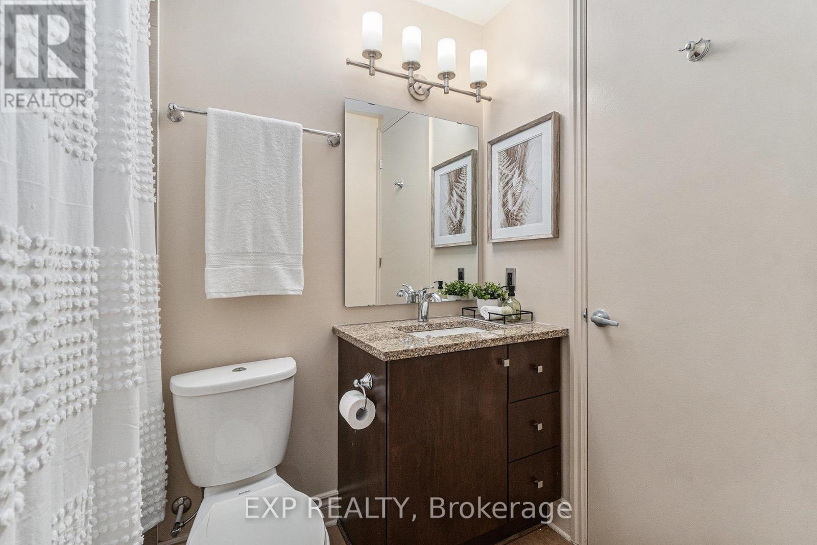 403 - 327 Breezehill Avenue S