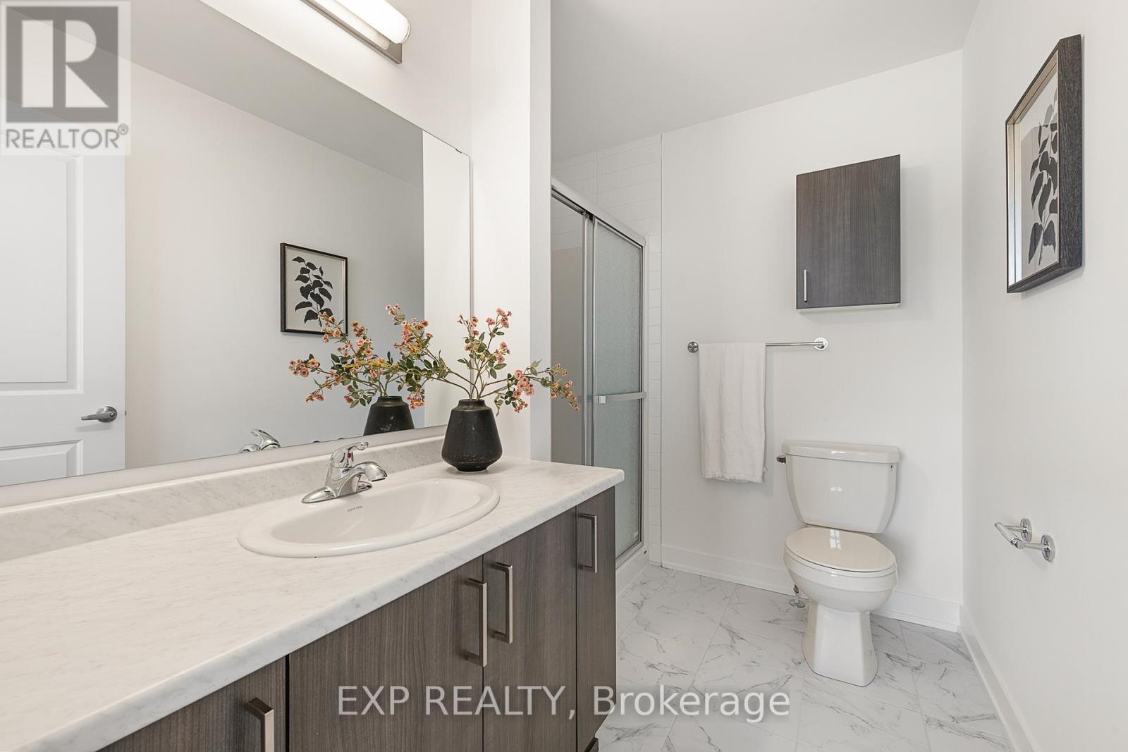 1005 Silhouette Private