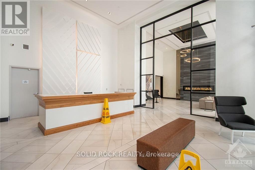 213 - 255 Bay Street