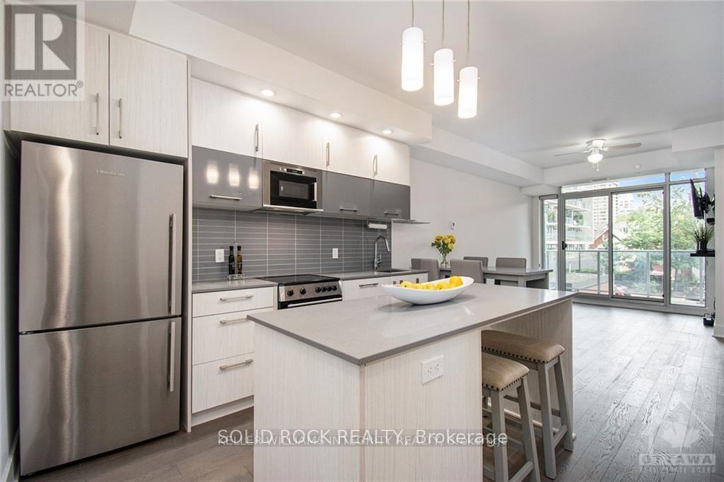 213 - 255 Bay Street