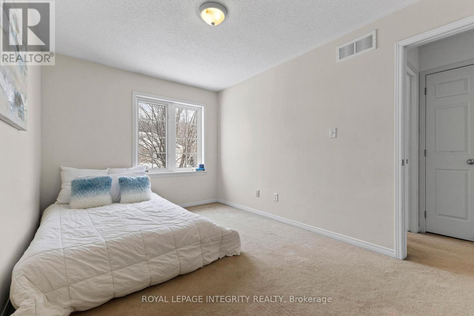 30 Goldthorpe Private