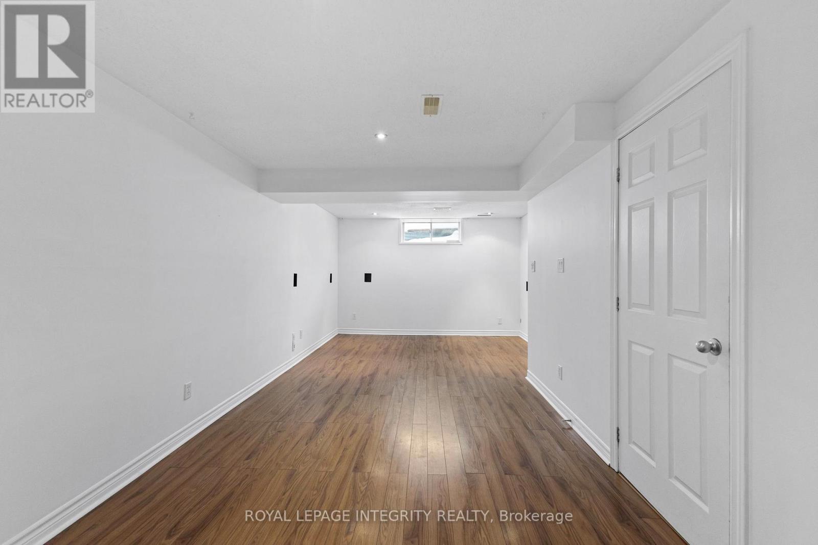 30 Goldthorpe Private