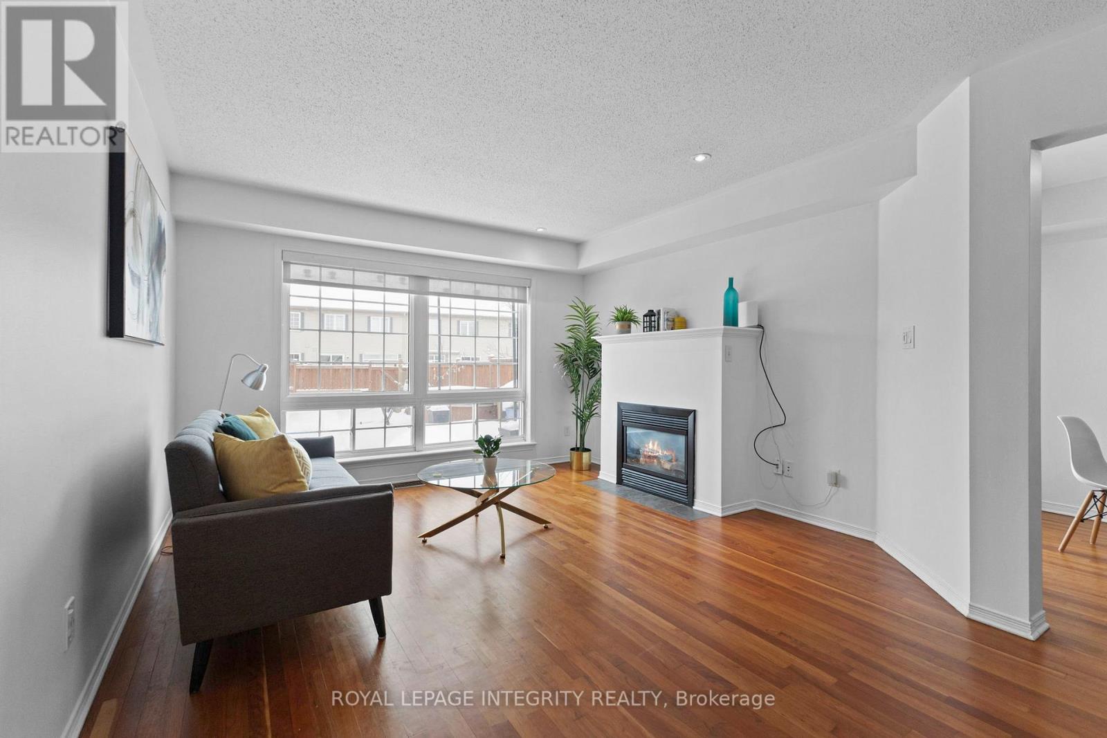 30 Goldthorpe Private