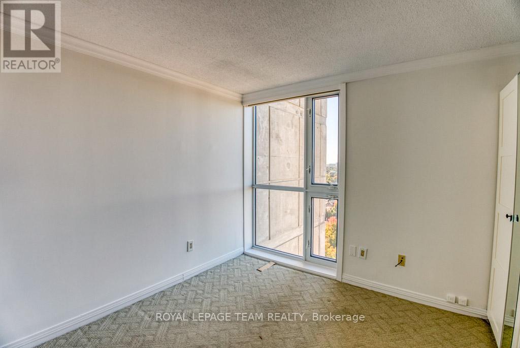 2201 - 1025 Richmond Road