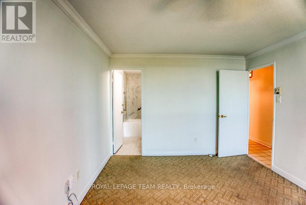 2201 - 1025 Richmond Road