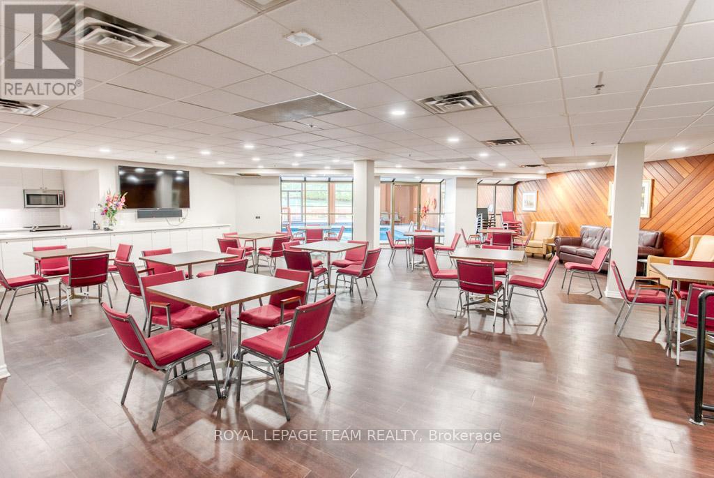 2201 - 1025 Richmond Road