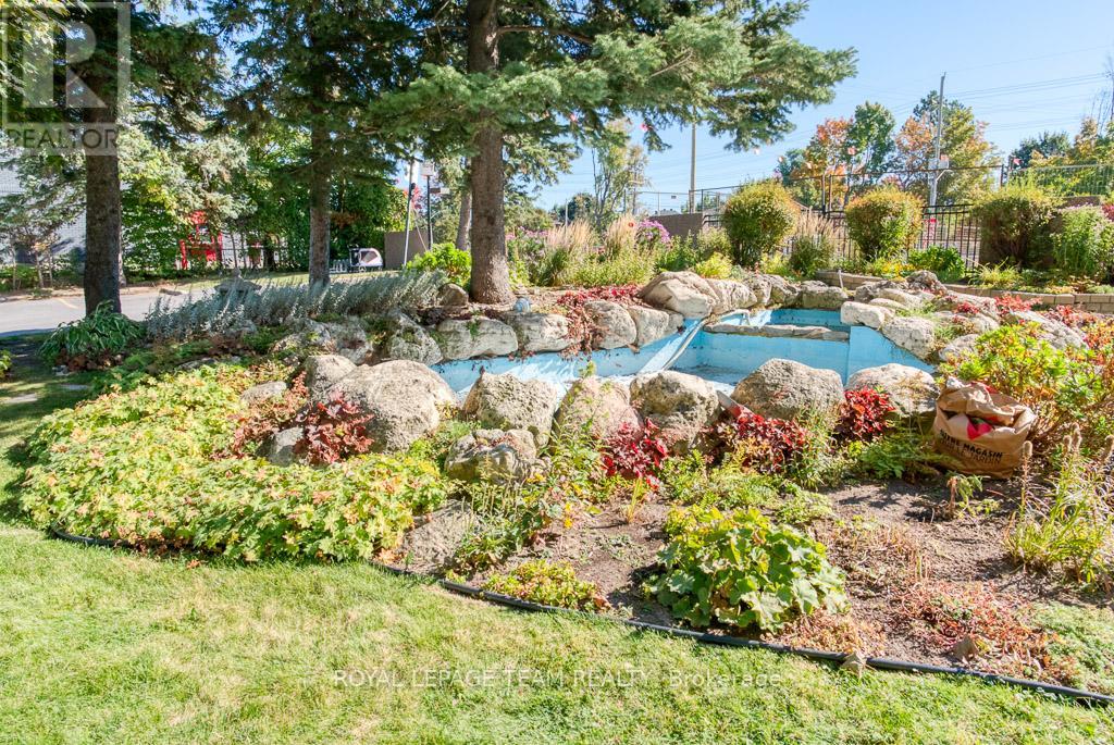 2201 - 1025 Richmond Road