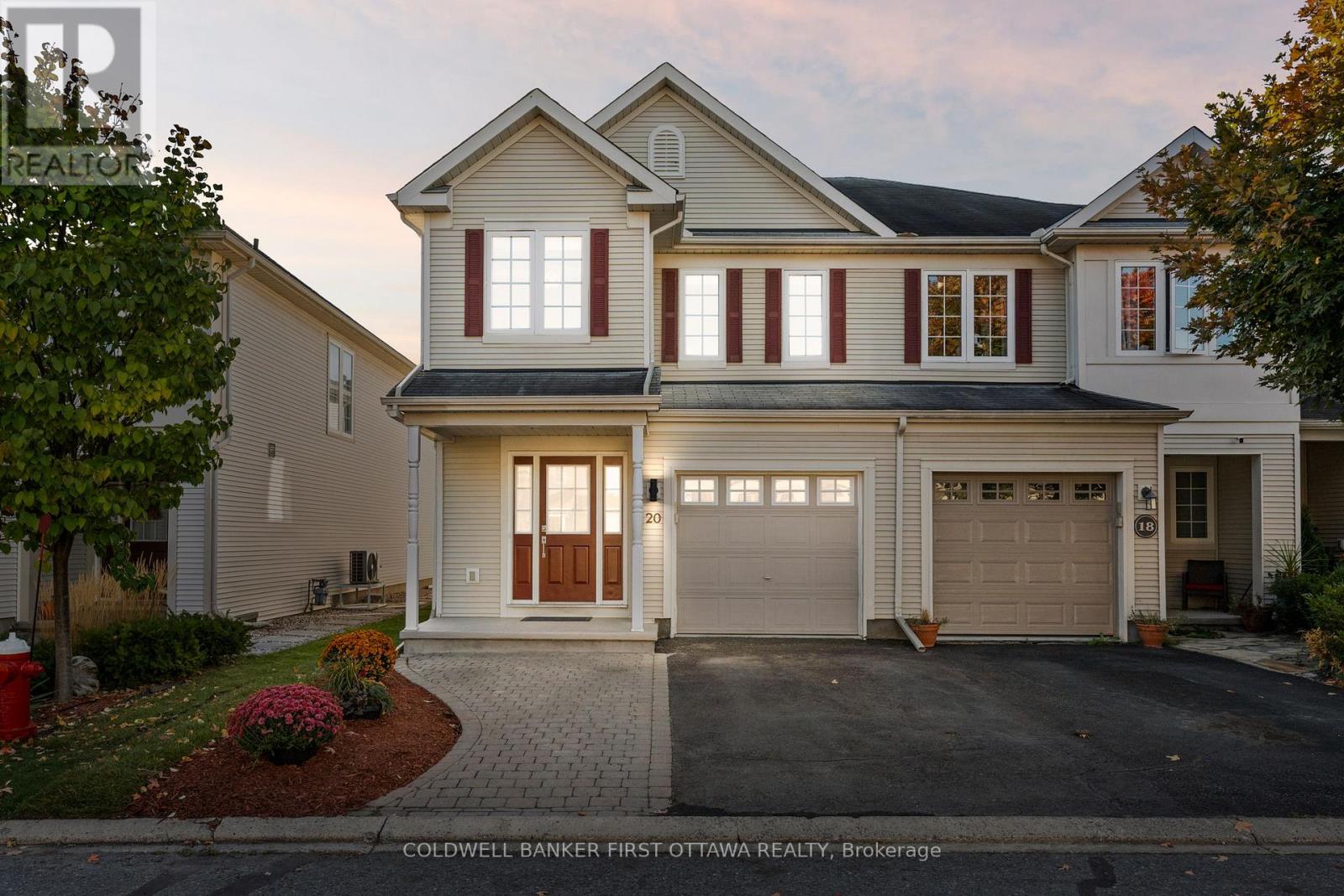 20 Fieldberry Private