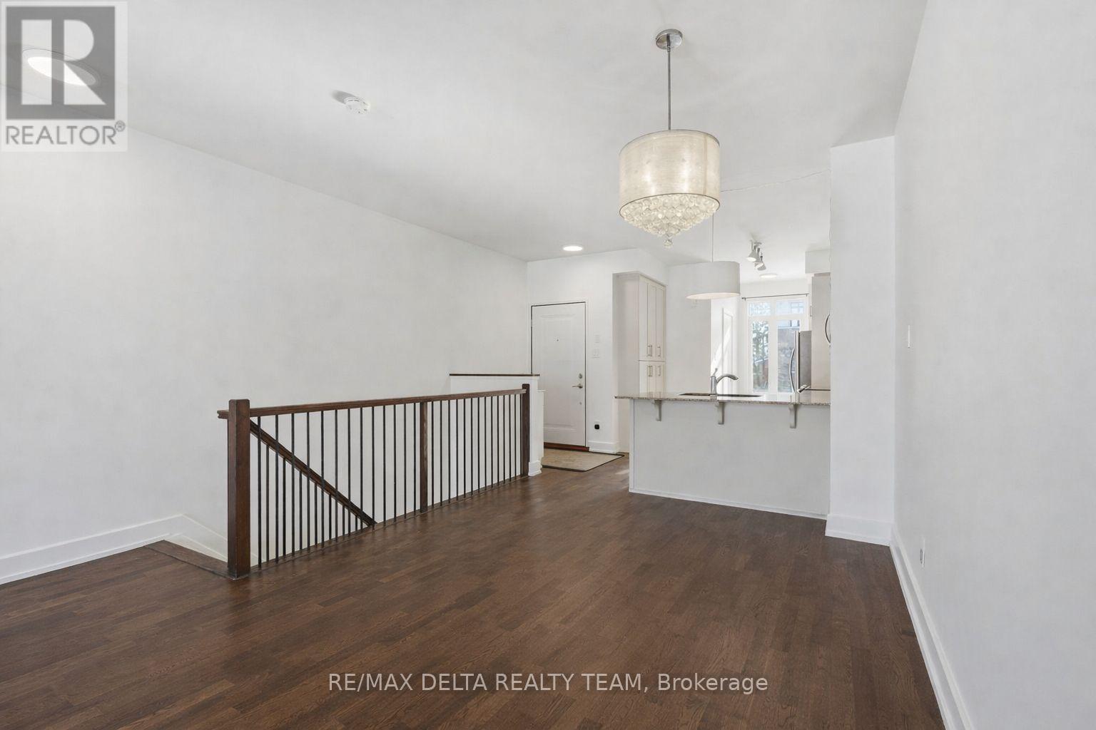 6 - 33 Bergeron Private