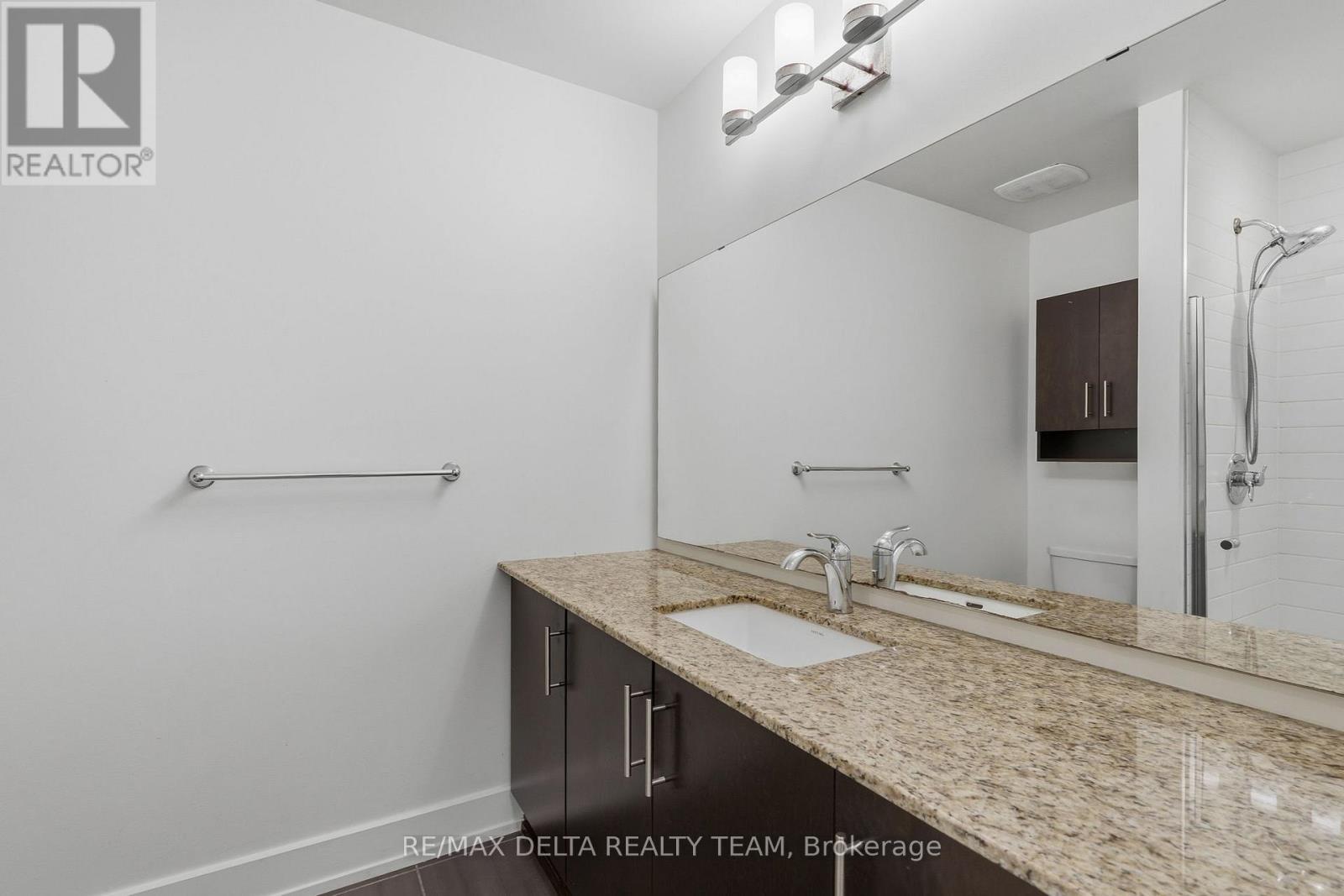 6 - 33 Bergeron Private