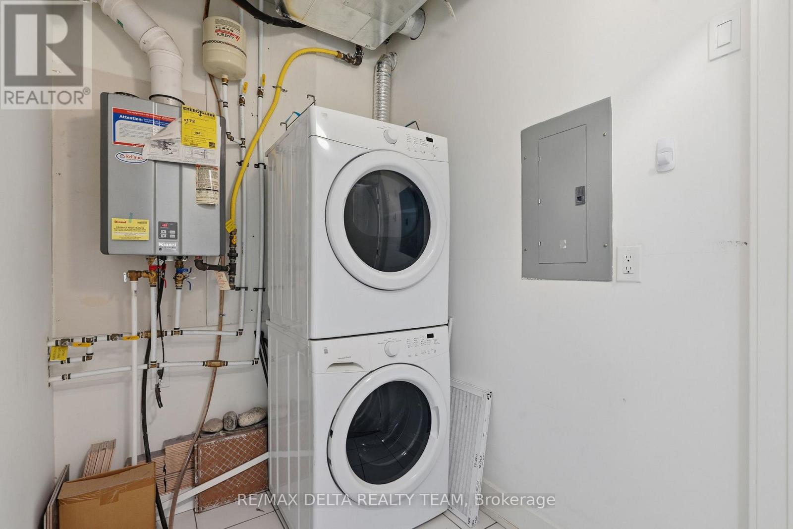 6 - 33 Bergeron Private