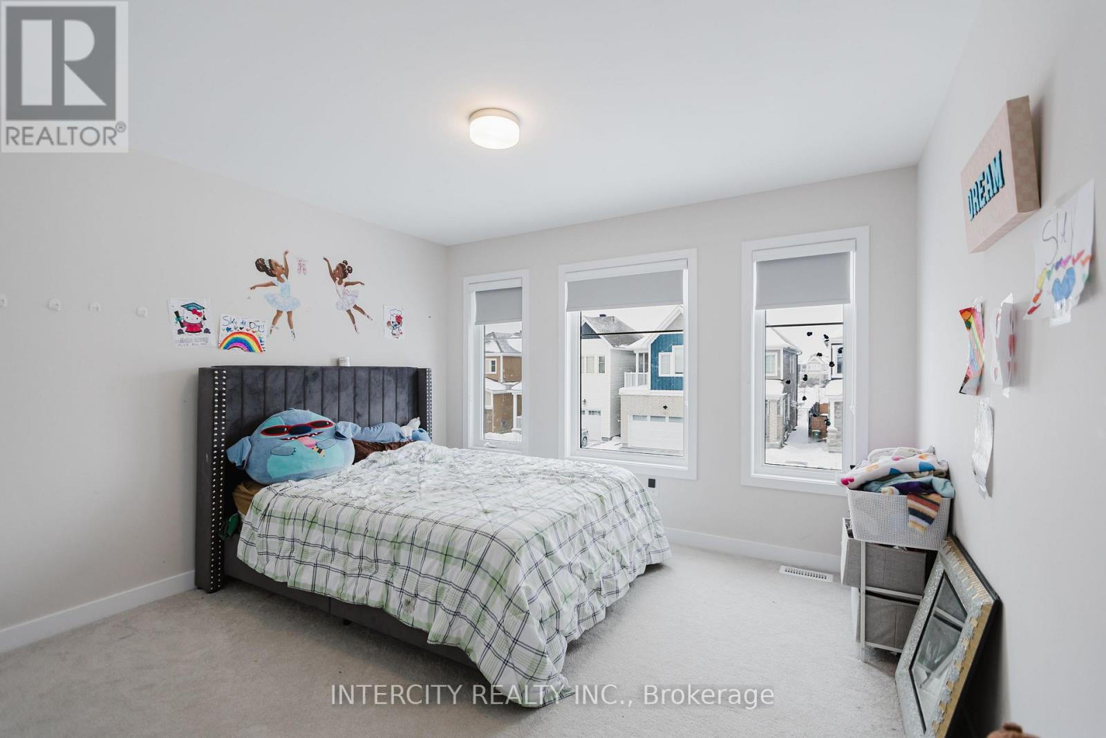 124 Hackamore Crescent