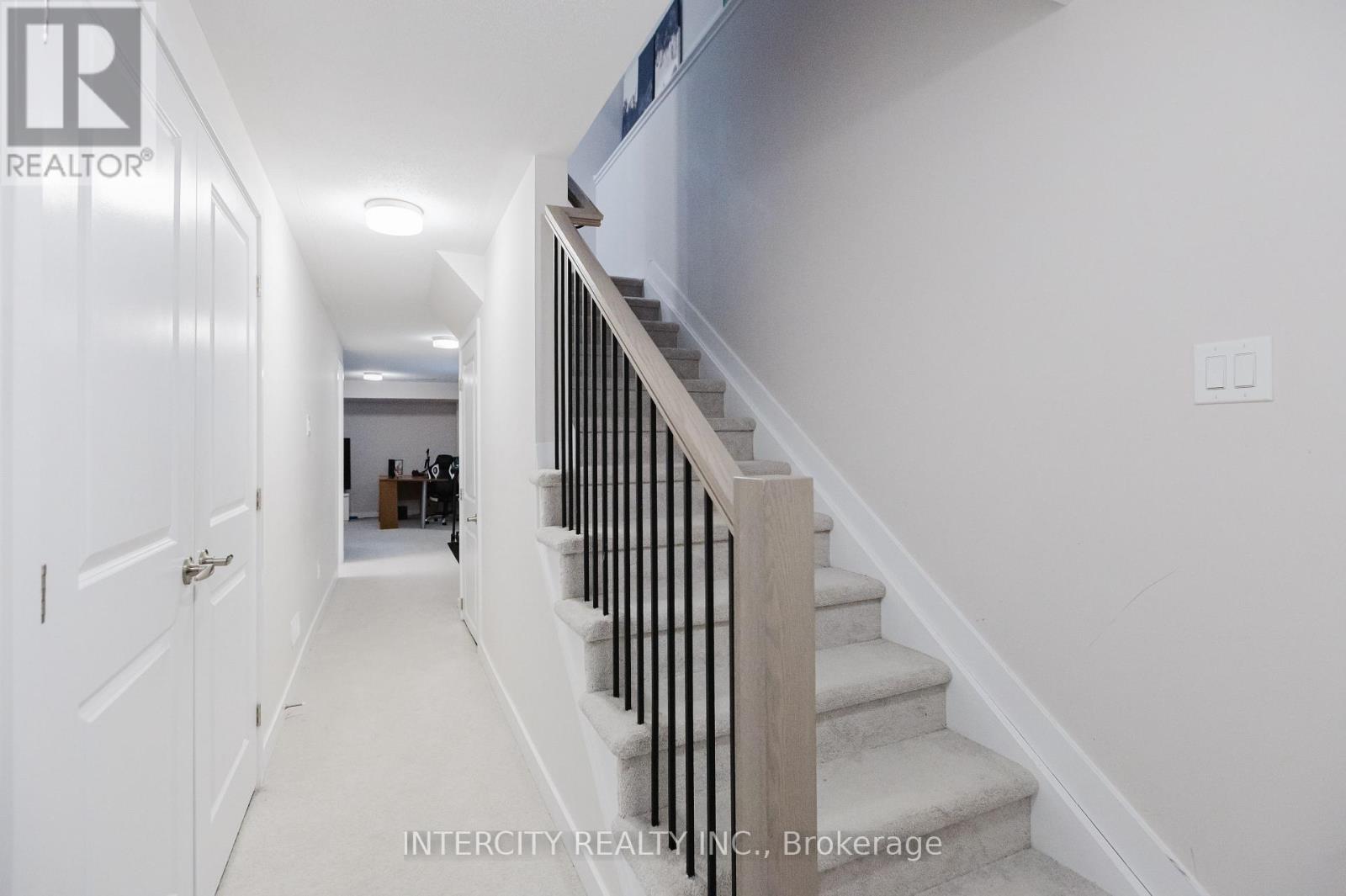 124 Hackamore Crescent