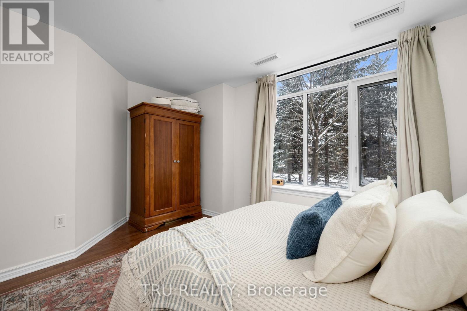 104 - 314 Central Park Drive