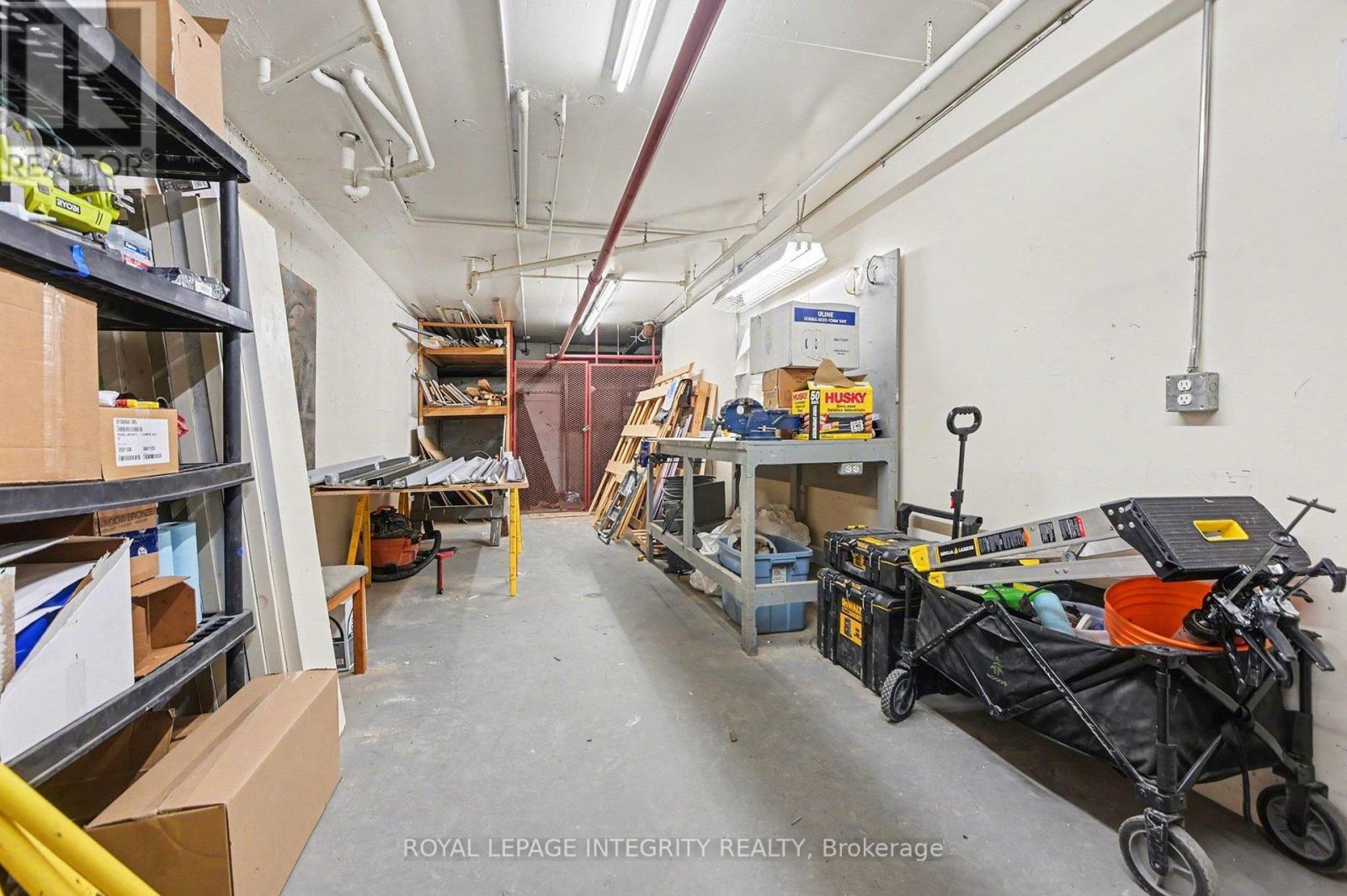 304 - 71 Somerset Street W