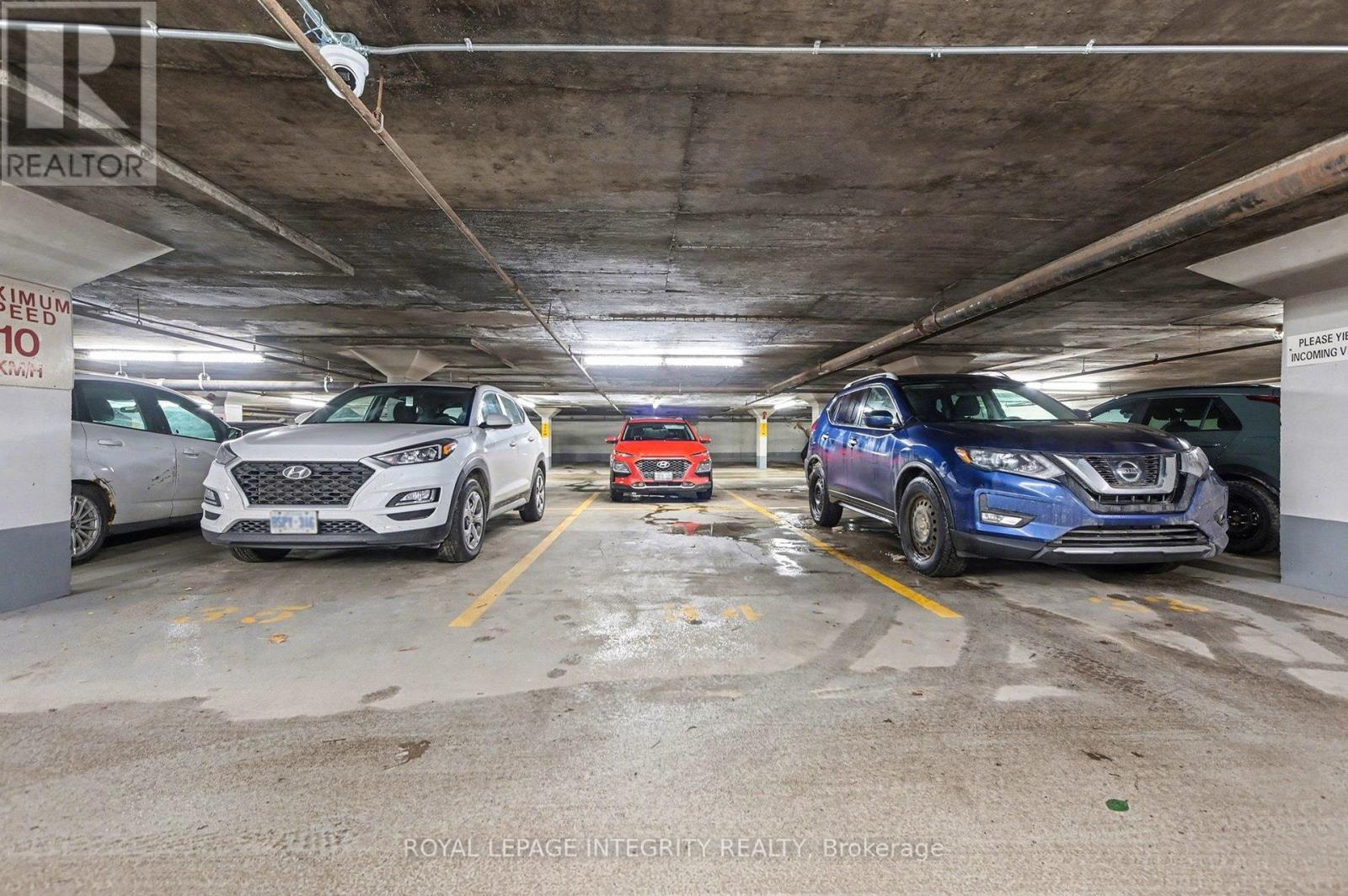 304 - 71 Somerset Street W