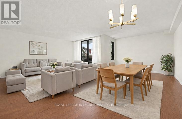 304 - 71 Somerset Street W