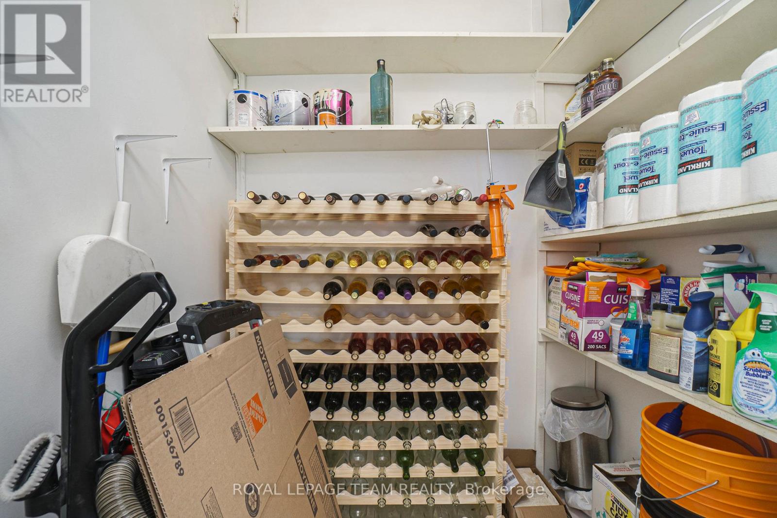 606 - 2400 Virginia Drive