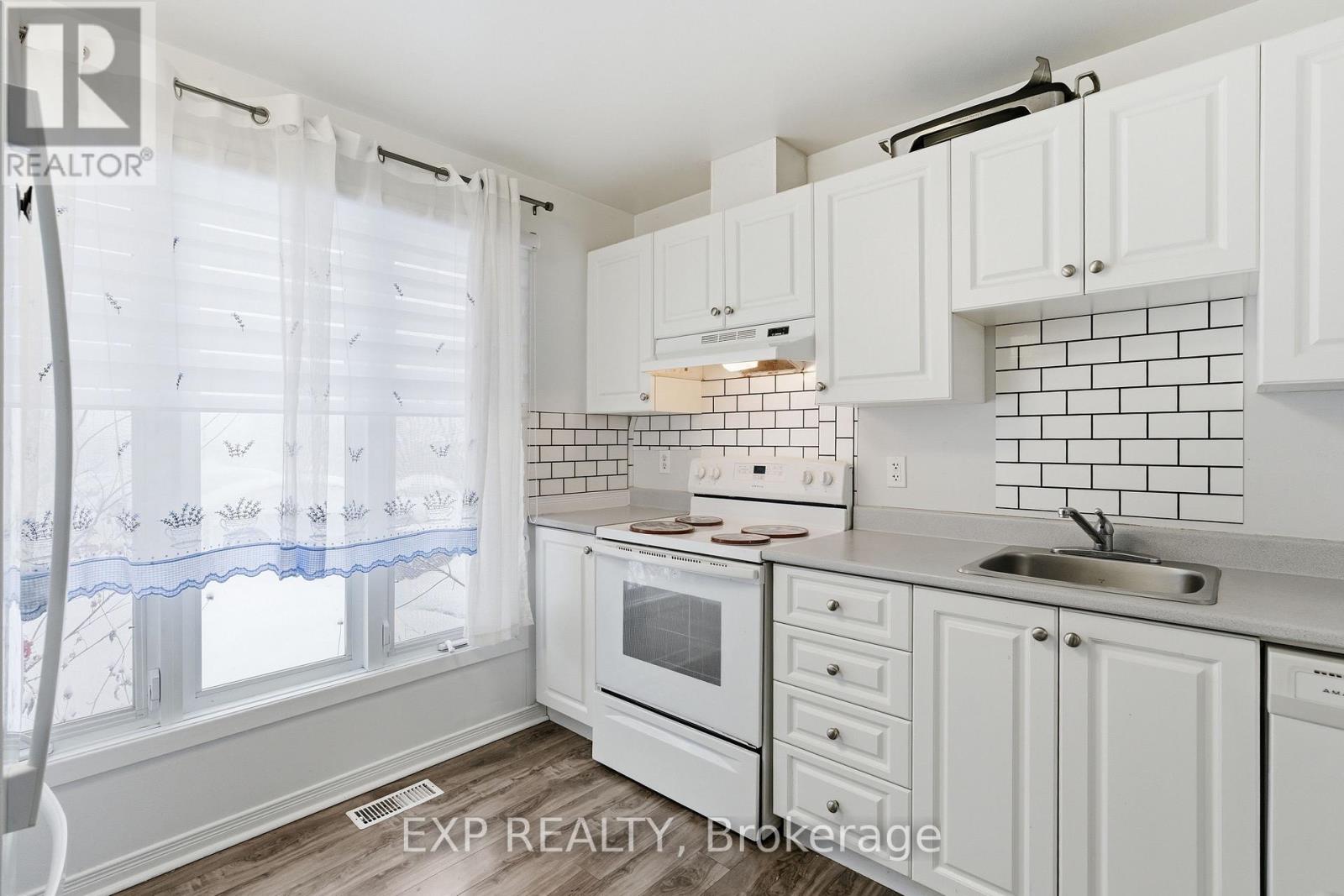 33 - 3333 Mccarthy Road