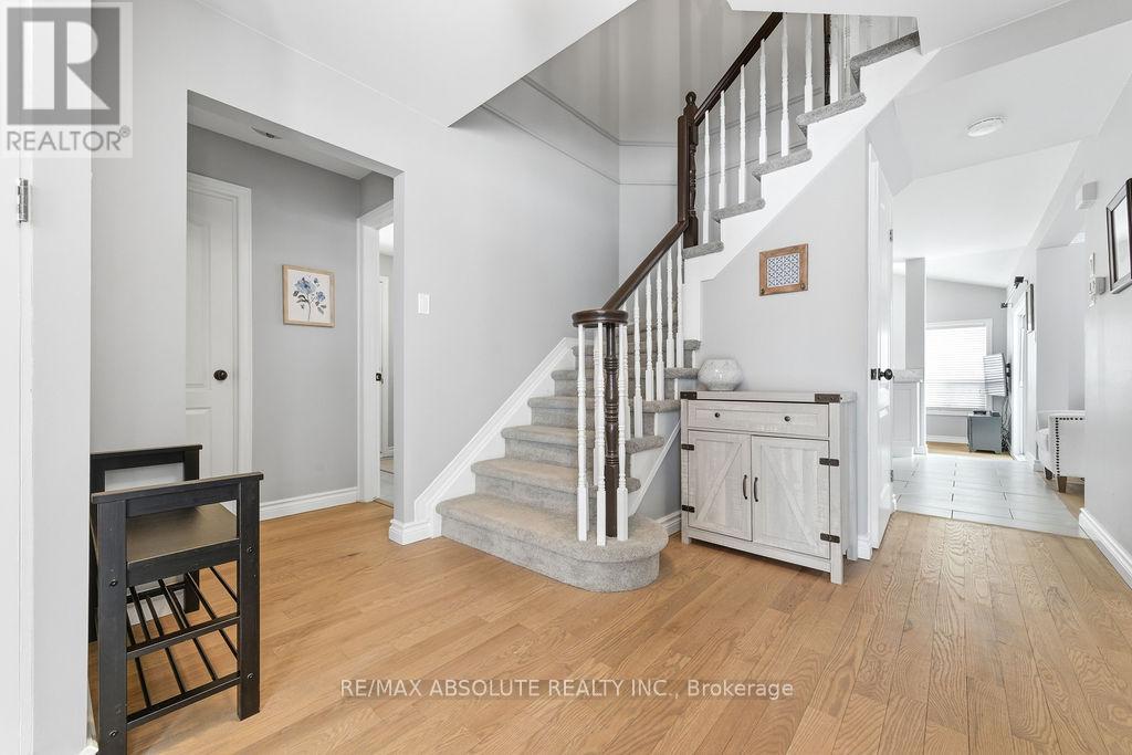 6145 Lariviere Crescent