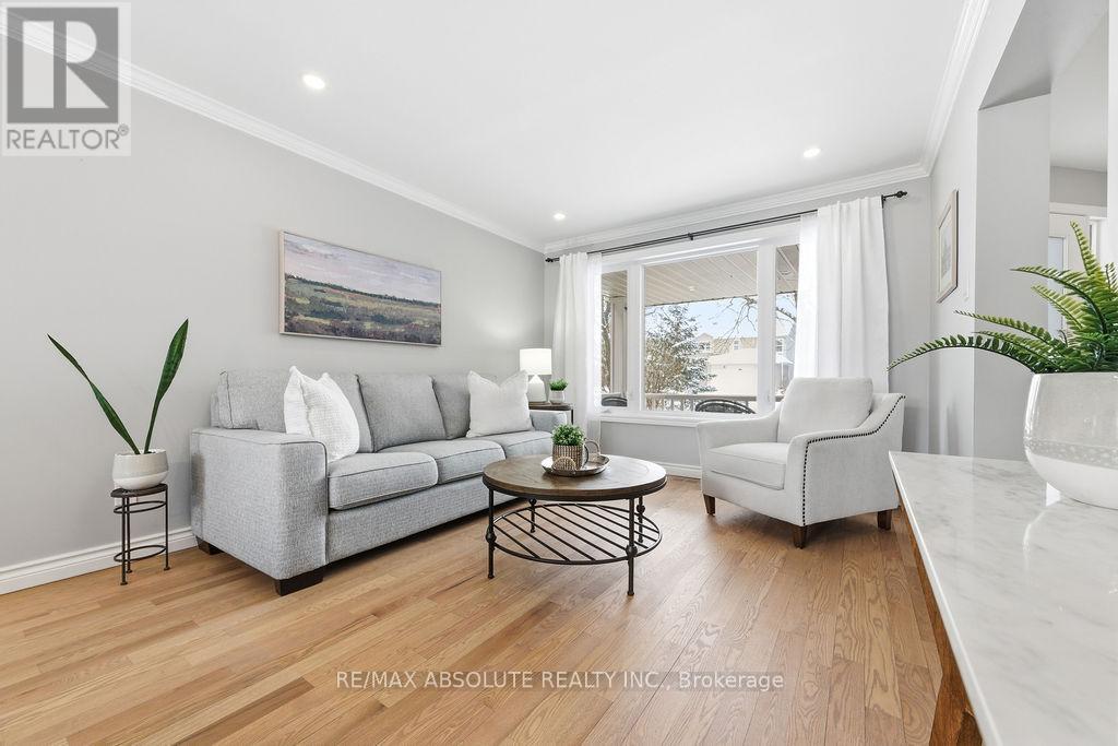 6145 Lariviere Crescent