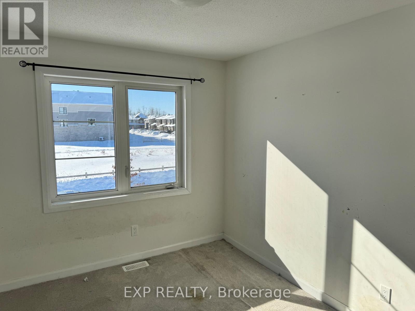 2063 Caltra Crescent