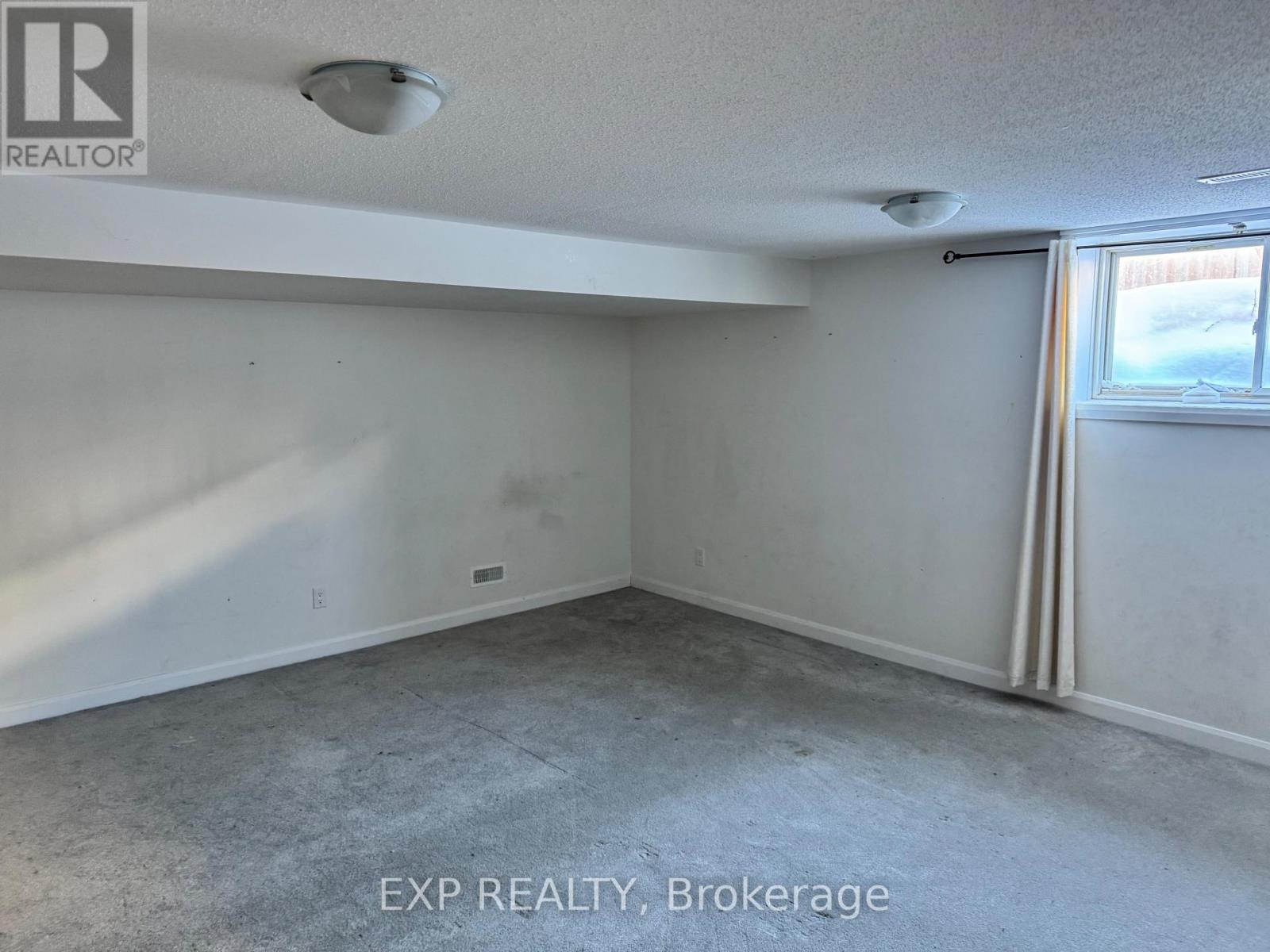 2063 Caltra Crescent